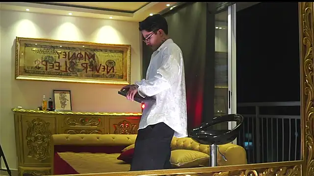 dantecoppolaa  online show from 01/13/26, 01:44