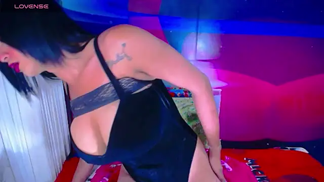 Cristalxxts online show from 02/10/26, 06:12