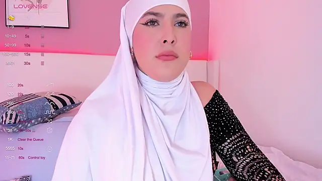 Snapshot of zahida_s chatting on 12/24/24, 05:44 zahida s online show from 12/24/24, 05:44