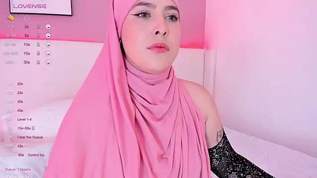 Snapshot of zahida_s chatting on 01/23/25, 10:11 zahida s online show from 01/23/25, 10:11