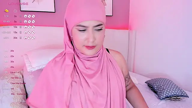 Snapshot of zahida_s chatting on 02/06/25, 10:32 zahida s online show from 02/06/25, 10:32