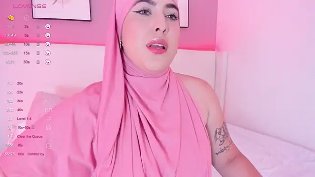 Snapshot of zahida_s chatting on 02/11/25, 06:55 zahida s online show from 02/11/25, 06:55