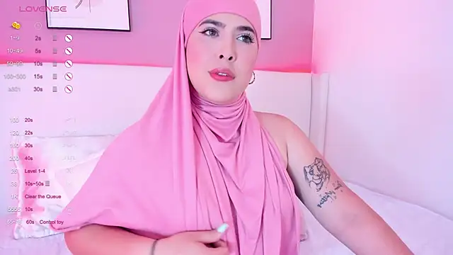 Snapshot of zahida_s chatting on 02/15/25, 07:17 zahida s online show from 02/15/25, 07:17