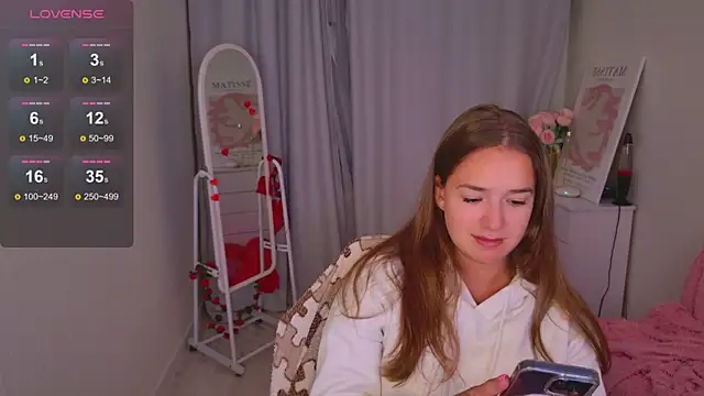 LovelyJessie online show from 02/19/26, 02:02