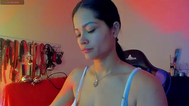 scarlet-kennedy98 online show from 01/15/26, 06:00