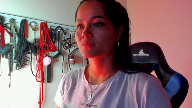 scarlet-kennedy98 online show from 04/20/26, 08:32