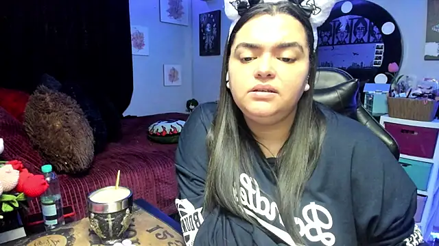 Luise Meyrink online show from 04/08/26, 03:50