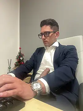 masterboss  online show from 12/17/25, 12:33