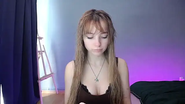 LuciaYoung online show from 02/05/25, 12:17