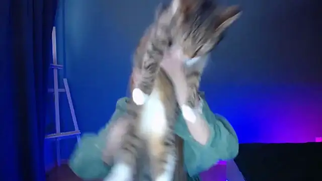 LuciaYoung online show from 02/12/25, 06:19