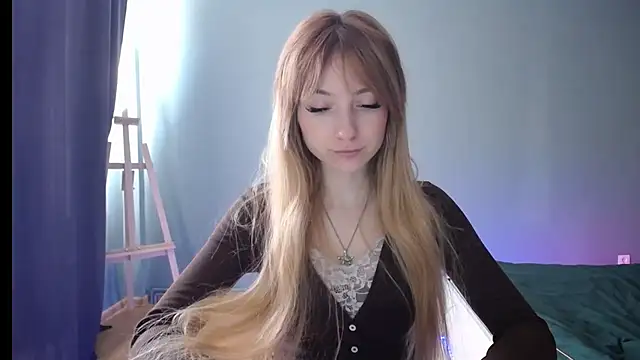 LuciaYoung online show from 02/18/25, 09:43