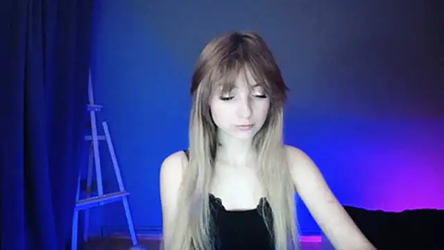 LuciaYoung online show from 03/06/25, 07:32