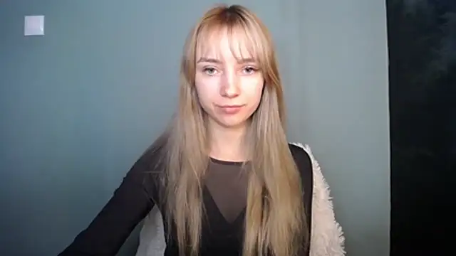 LuciaYoung online show from 01/19/26, 08:40