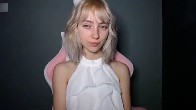 LuciaYoung online show from 03/22/26, 08:34