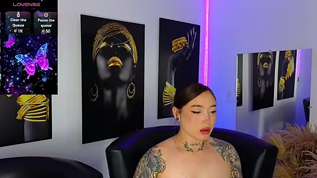  brenna hanson online show from 01/17/25, 08:22