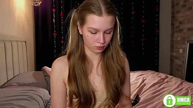 CutieBeauty online show from 02/17/26, 03:29