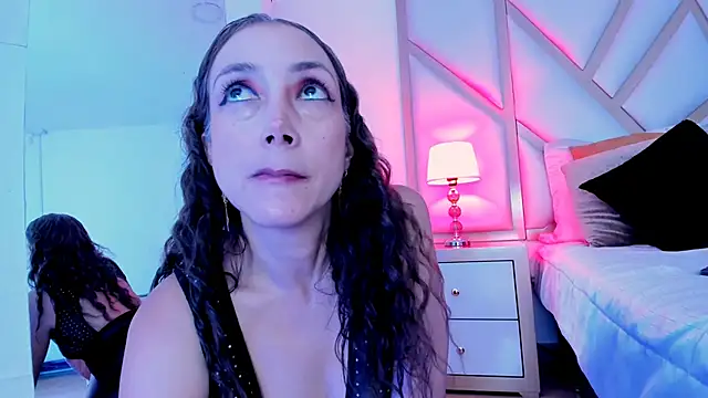 Jolie-bonnet online show from 02/01/25, 01:55