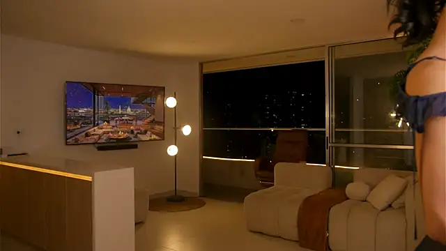 Ms Sammy online show from 02/05/26, 01:10