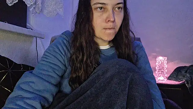 Cyndee Winter online show from 03/16/25, 06:23