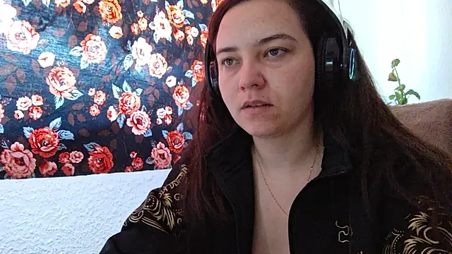 Cyndee Winter online show from 03/22/25, 10:06