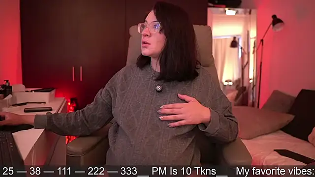 Anah s online show from 03/30/26, 04:52