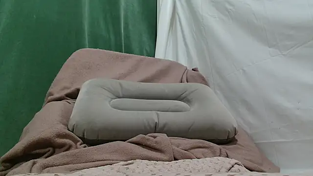 Luckyalice 4u online show from 02/28/26, 08:21