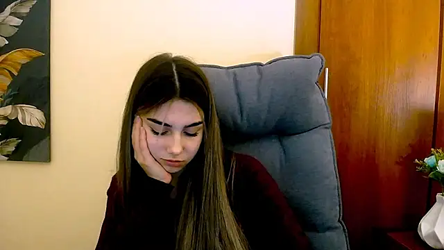 Snapshot of Lili_magic chatting on 01/31/25, 04:06 Lili magic online show from 01/31/25, 04:06