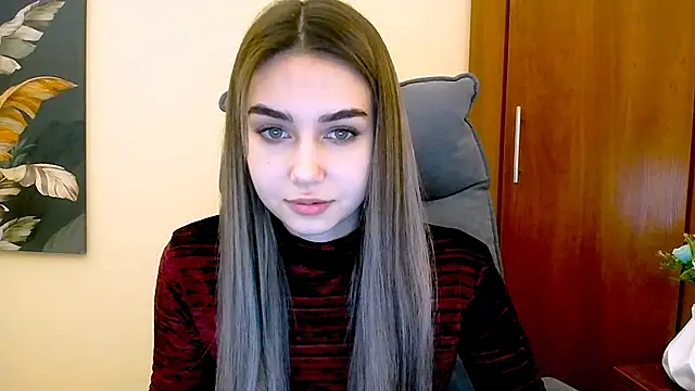 Snapshot of Lili_magic chatting on 02/01/25, 12:37 Lili magic online show from 02/01/25, 12:37