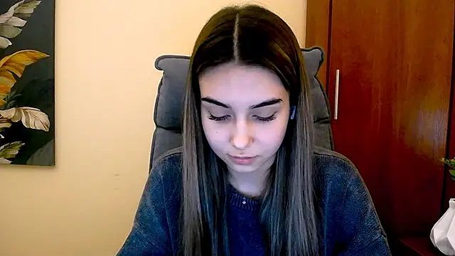 Snapshot of Lili_magic chatting on 02/02/25, 03:49 Lili magic online show from 02/02/25, 03:49