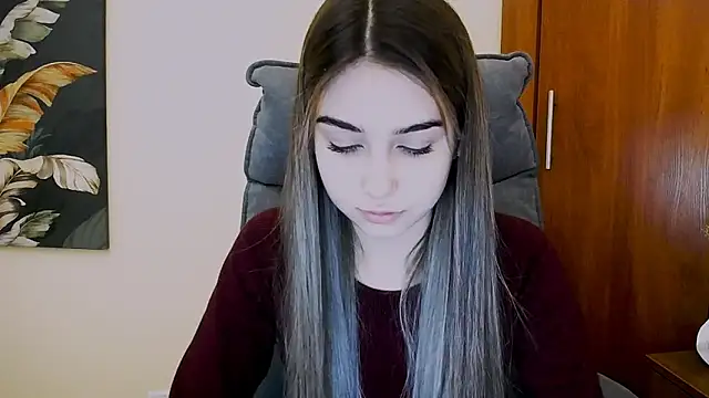 Snapshot of Lili_magic chatting on 02/18/25, 01:22 Lili magic online show from 02/18/25, 01:22