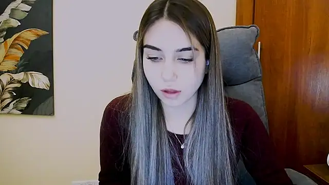 Snapshot of Lili_magic chatting on 02/18/25, 04:26 Lili magic online show from 02/18/25, 04:26