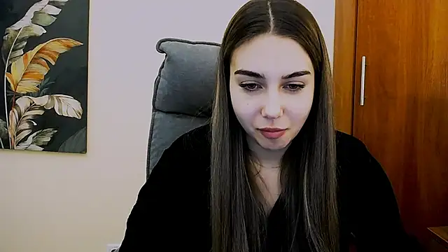 Snapshot of Lili_magic chatting on 02/28/25, 04:20 Lili magic online show from 02/28/25, 04:20