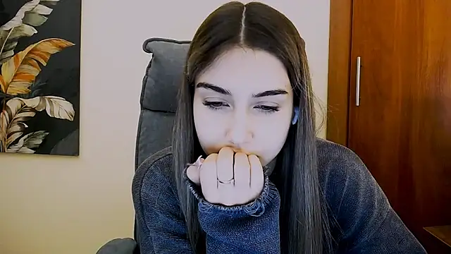 Snapshot of Lili_magic chatting on 03/01/25, 01:07 Lili magic online show from 03/01/25, 01:07