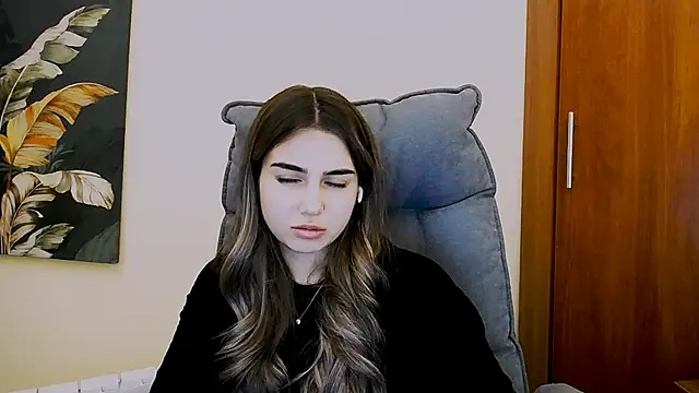 Snapshot of Lili_magic chatting on 03/04/25, 05:24 Lili magic online show from 03/04/25, 05:24