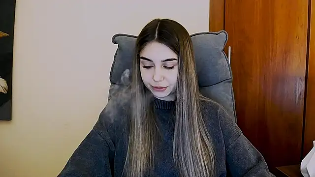 Snapshot of Lili_magic chatting on 03/19/25, 12:45 Lili magic online show from 03/19/25, 12:45