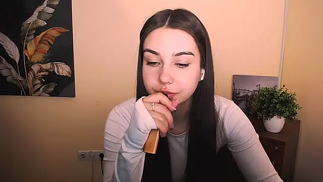 Snapshot of Lili_magic chatting on 09/10/25, 12:27 Lili magic online show from 09/10/25, 12:27