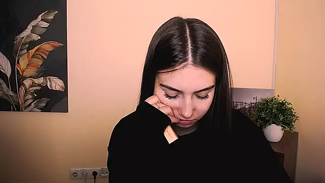 Snapshot of Lili_magic chatting on 09/21/25, 12:29 Lili magic online show from 09/21/25, 12:29