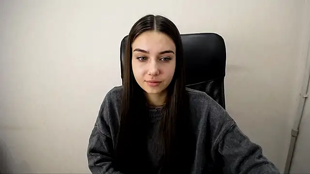 Snapshot of Lili_magic chatting on 10/25/25, 07:27 Lili magic online show from 10/25/25, 07:27