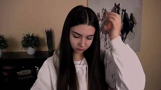 Snapshot of Lili_magic chatting on 12/05/25, 10:35 Lili magic online show from 12/05/25, 10:35