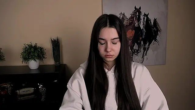 Snapshot of Lili_magic chatting on 12/19/25, 01:07 Lili magic online show from 12/19/25, 01:07