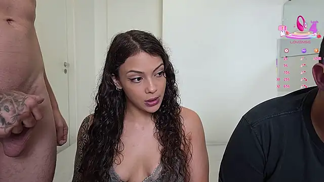 melissajhonny1 online show from 04/13/26, 11:10