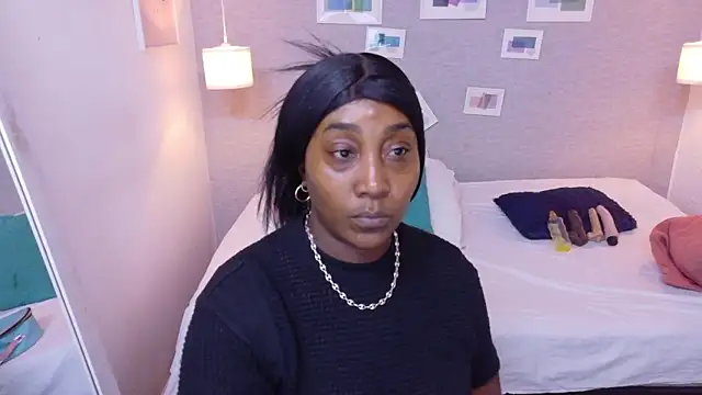 kiara evanss online show from 03/13/26, 08:59