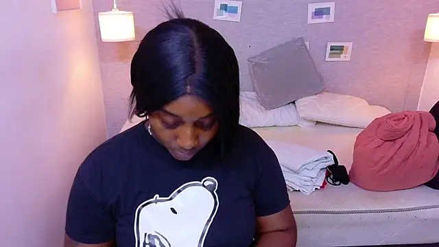 kiara evanss online show from 04/16/26, 12:11