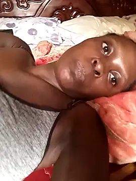 Snapshot of pretty_amaal chatting on 12/02/24, 01:35 pretty amaal online show from 12/02/24, 01:35