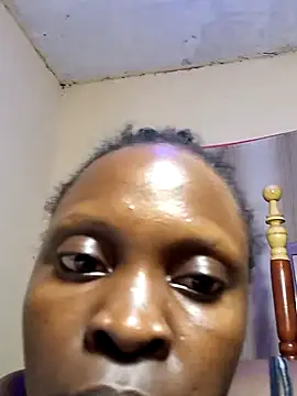 Snapshot of pretty_amaal chatting on 12/02/24, 06:21 pretty amaal online show from 12/02/24, 06:21