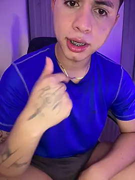 Niicky1  online show from 04/06/26, 03:24