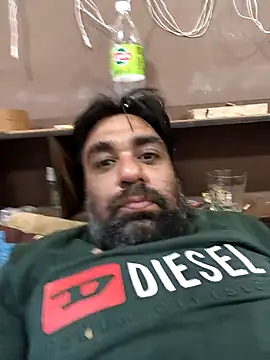 lund lol online show from 10/28/25, 11:14