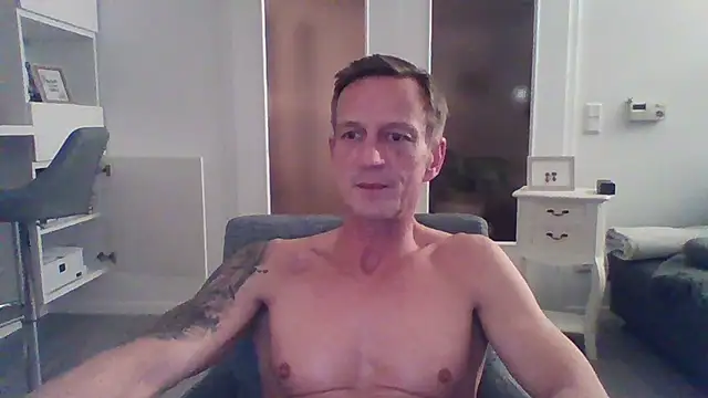 dirks71 online show from 01/13/25, 07:42