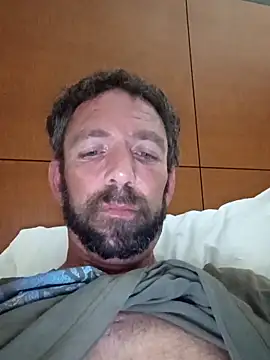 Treemandude online show from 10/31/25, 06:20