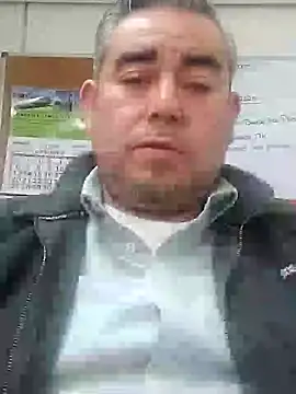 Manolete007x online show from 10/30/25, 10:32